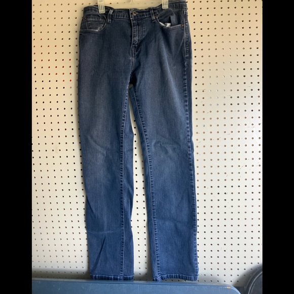 Jeans - Picture 1 of 3